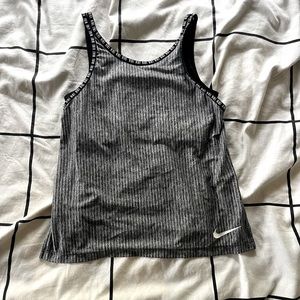 Womens Nike workout tank, with built in bra